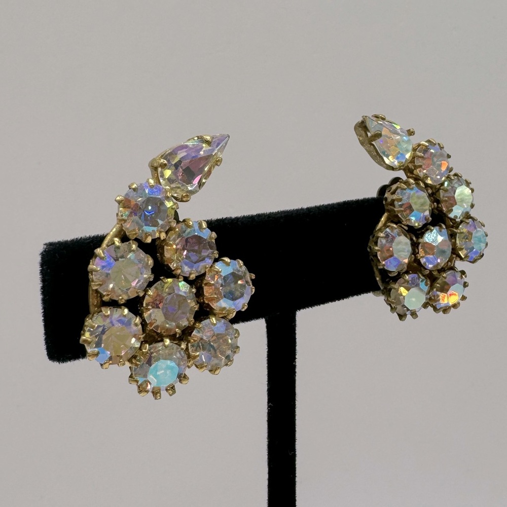 VINTAGE Aurora Borealis Crystal Paisley Clip-On Earrings